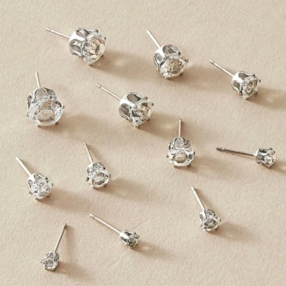 6 pairs Rhinestone Earrings - Picture 3 of 3